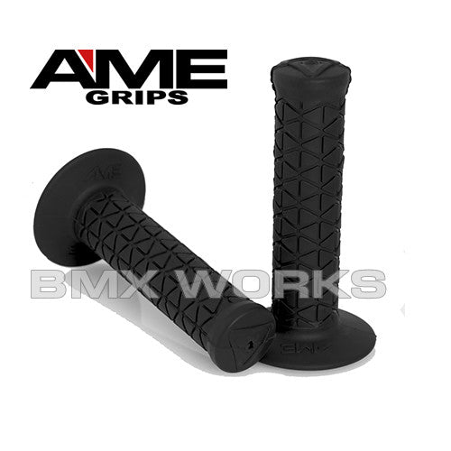 AME Tri Grips Black Pair