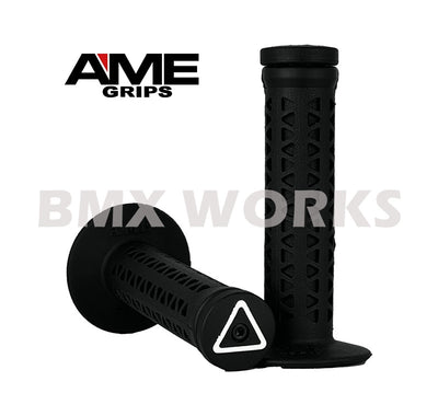 AME Unitron 702 Grips - Black Pair