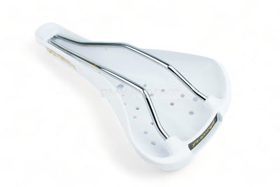 Viscount Dominator 2166 BMX Seat White with Gold Lettering