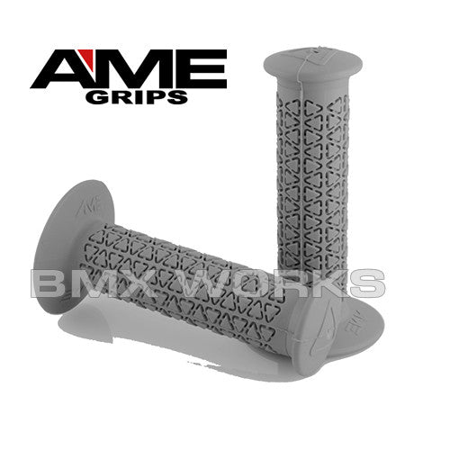 AME Grips Round Grey Pair